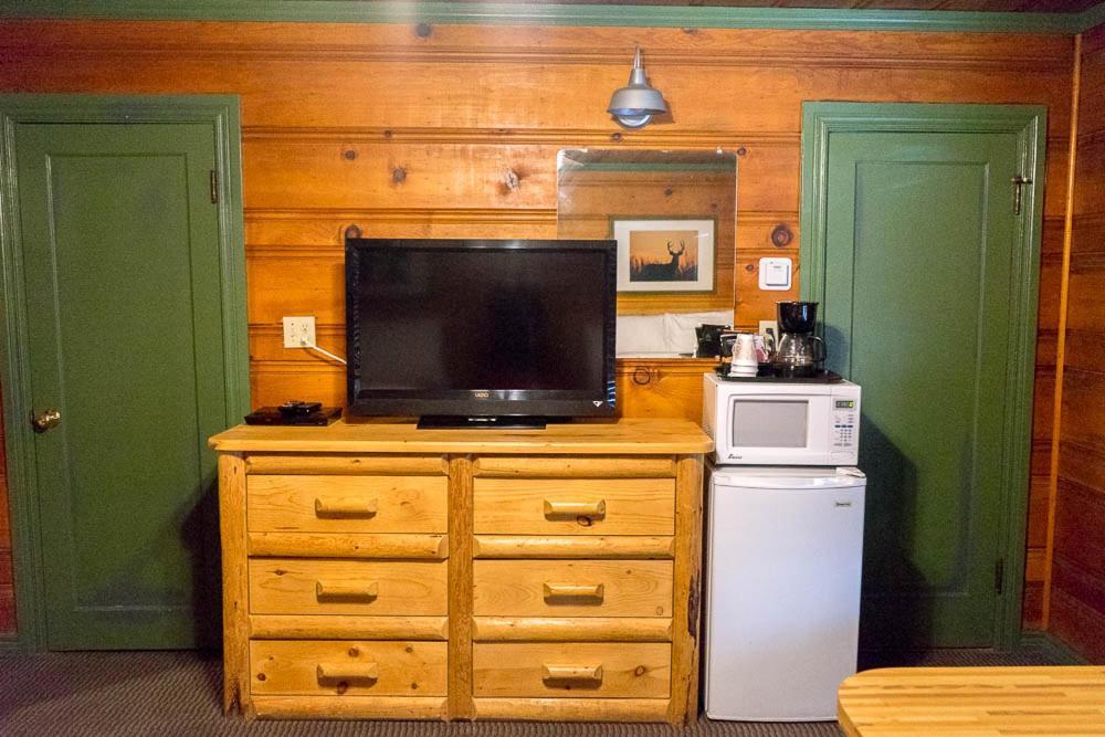 Shaver Lake Village Hotel ภายนอก รูปภาพ