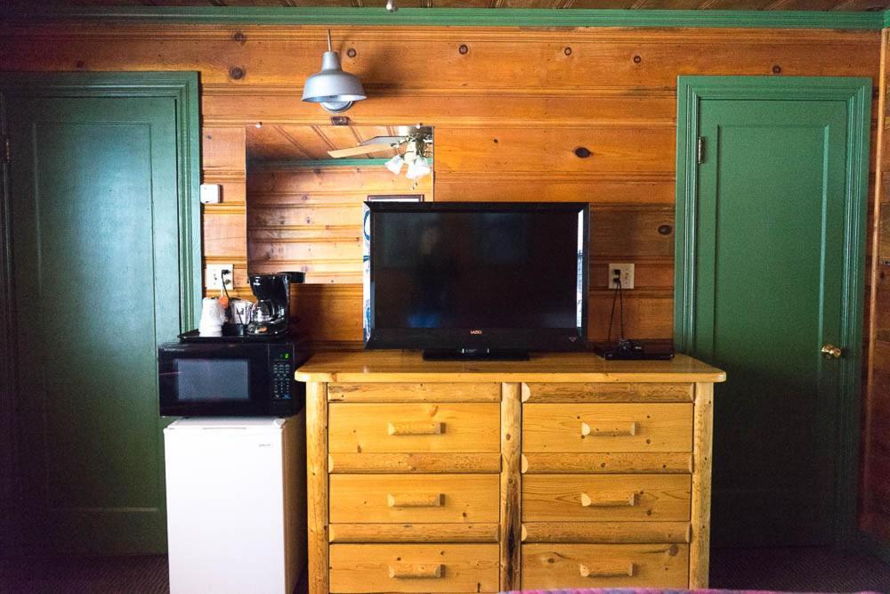 Shaver Lake Village Hotel ภายนอก รูปภาพ