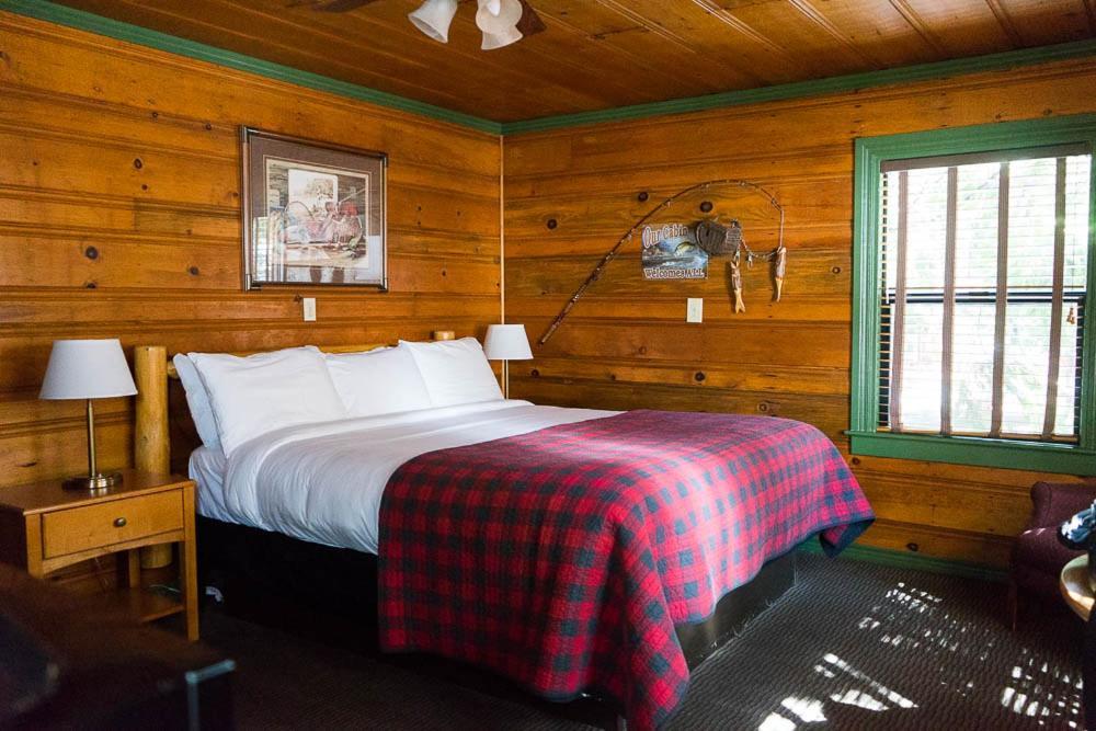 Shaver Lake Village Hotel ภายนอก รูปภาพ