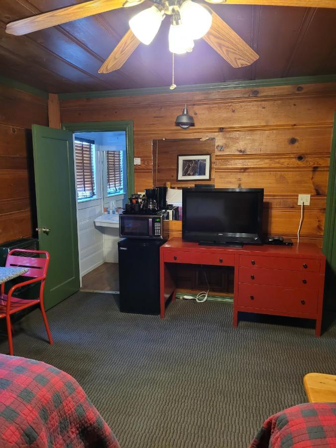 Shaver Lake Village Hotel ภายนอก รูปภาพ