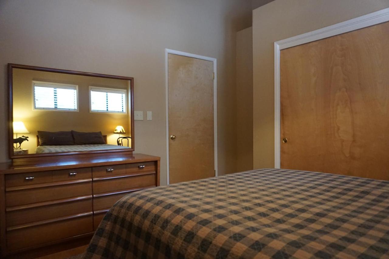 Shaver Lake Village Hotel ภายนอก รูปภาพ