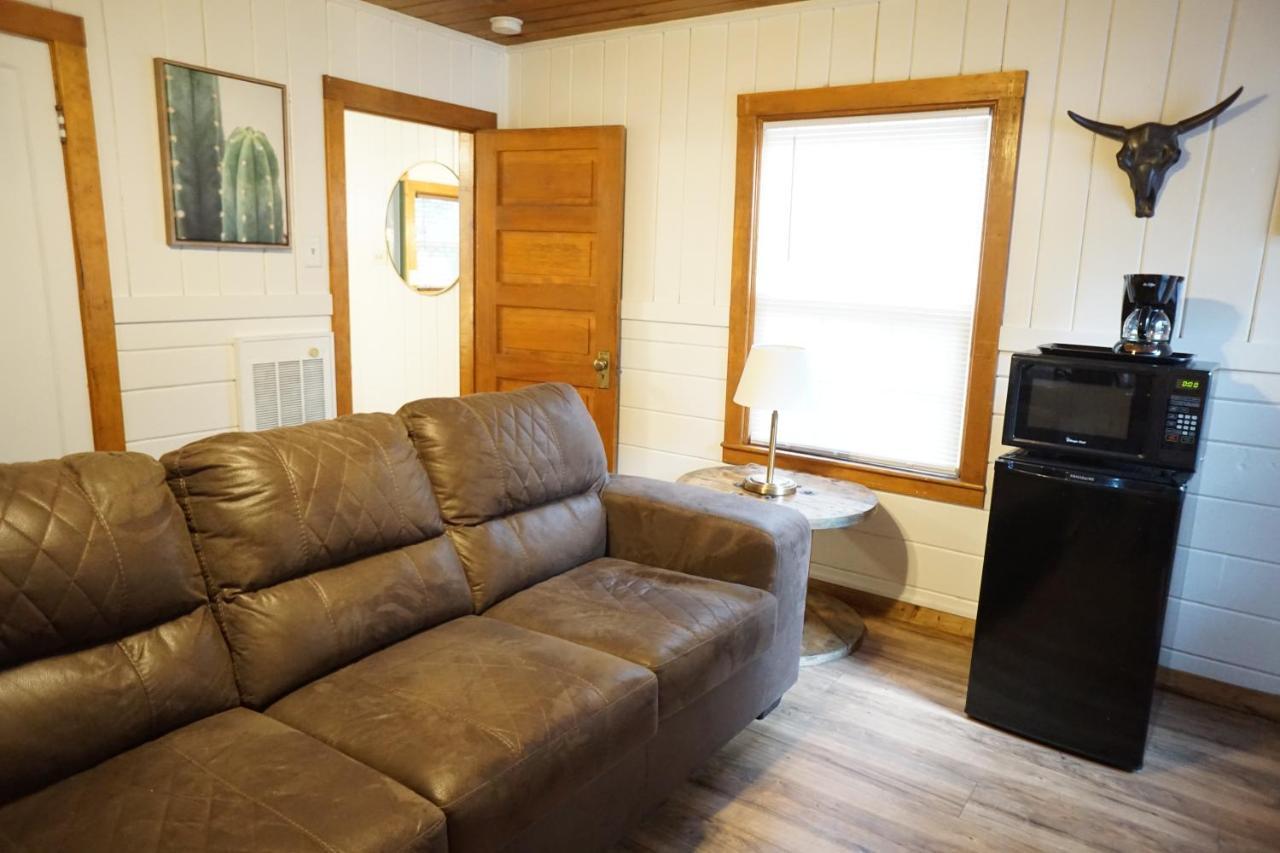 Shaver Lake Village Hotel ภายนอก รูปภาพ