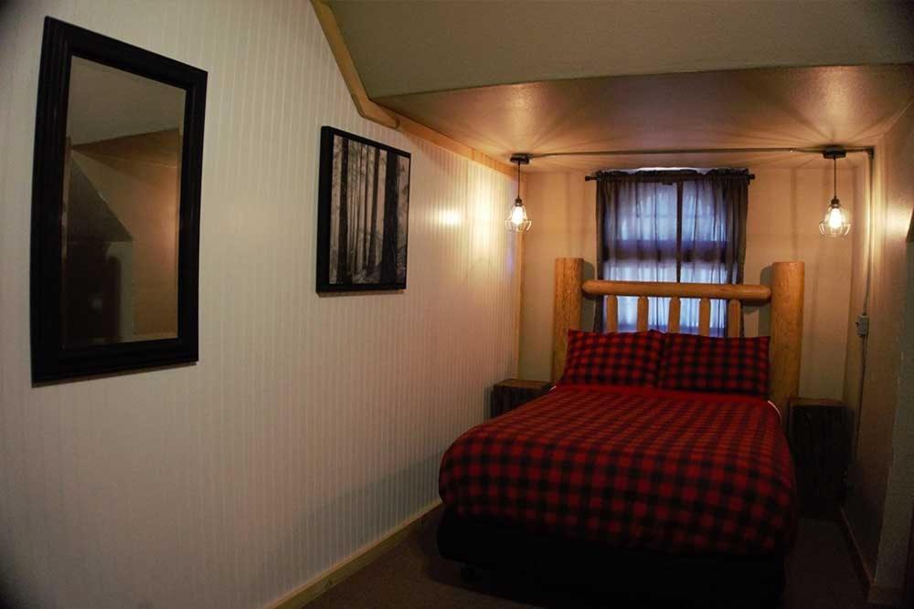 Shaver Lake Village Hotel ภายนอก รูปภาพ