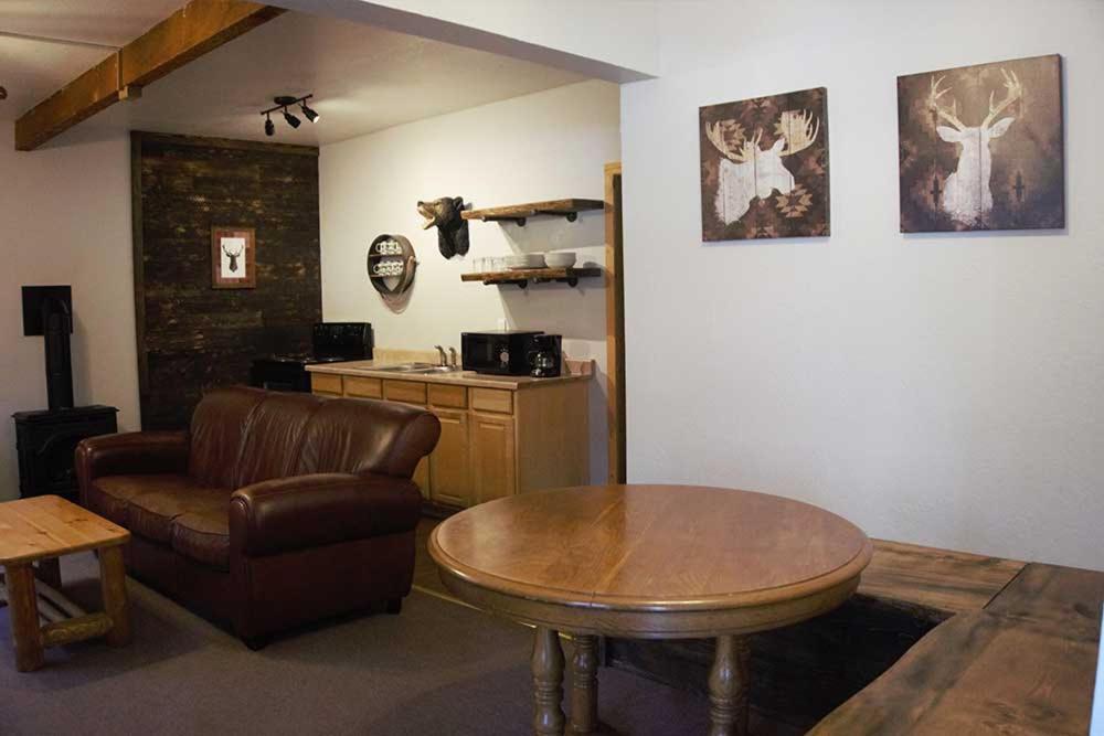 Shaver Lake Village Hotel ภายนอก รูปภาพ
